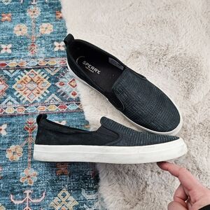 Sperry Women's Crest Twin Gore Sneaker Black Perf US 10